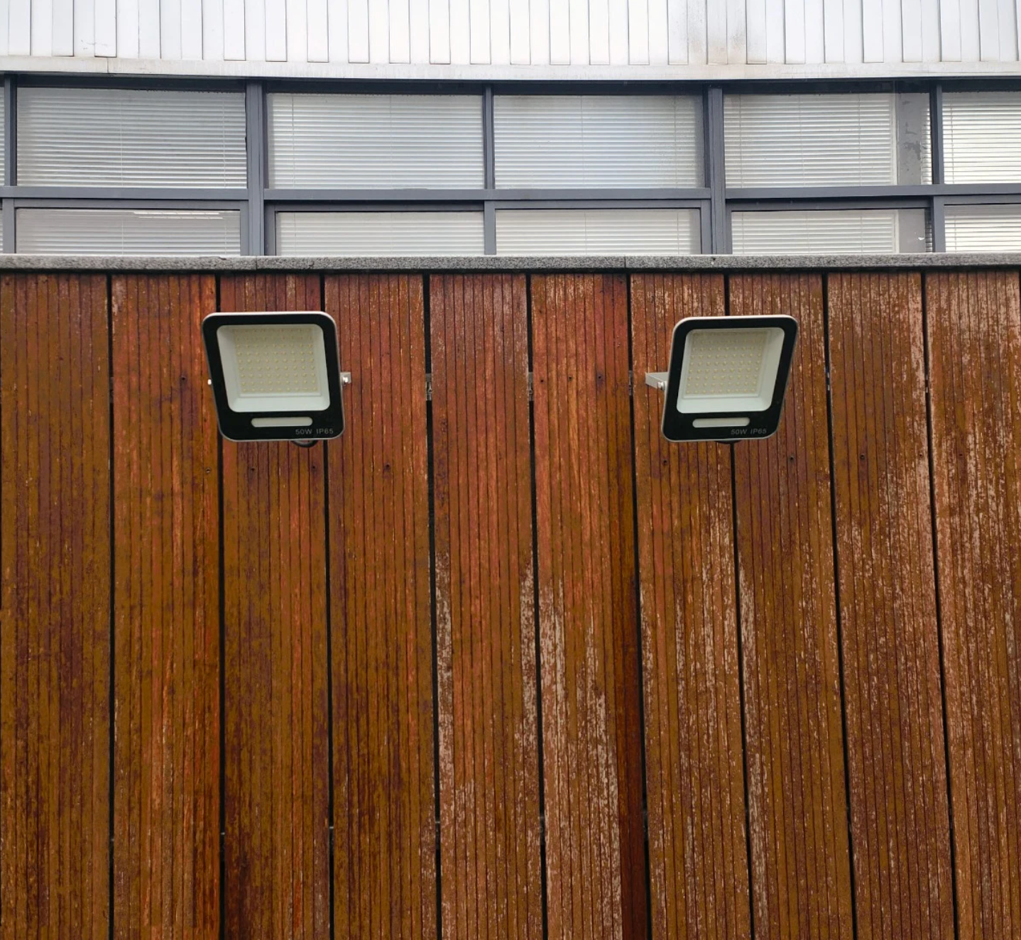 Proiector LED Hoff 50 W, 4250 lm, lumina rece 6500K, IP65, 205x183x26mm, negru