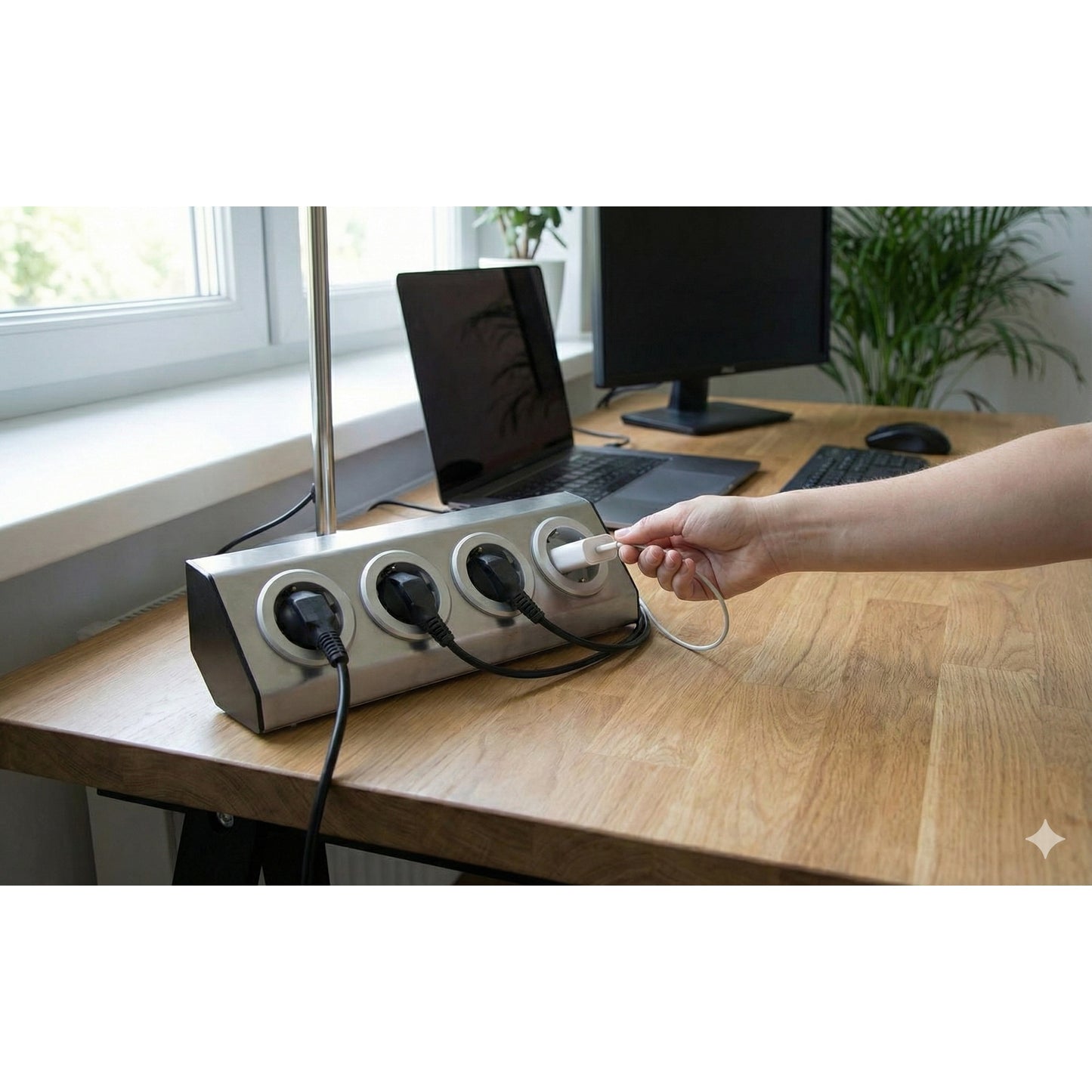 Priza blat, 4 prize, aparent, protectie copii, forma triunghiulara, fara cablu, 3680W, gri