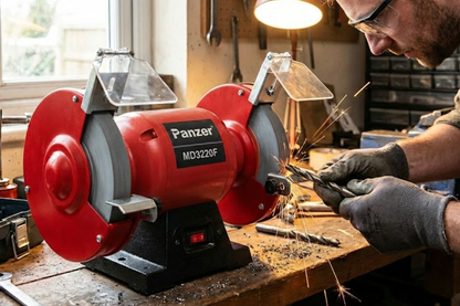 Polizor de banc Panzer, 350 W, 2950 rpm, 200mm diametru disc, protectii incluse viziera si aparatoare pentru scantei, 230V