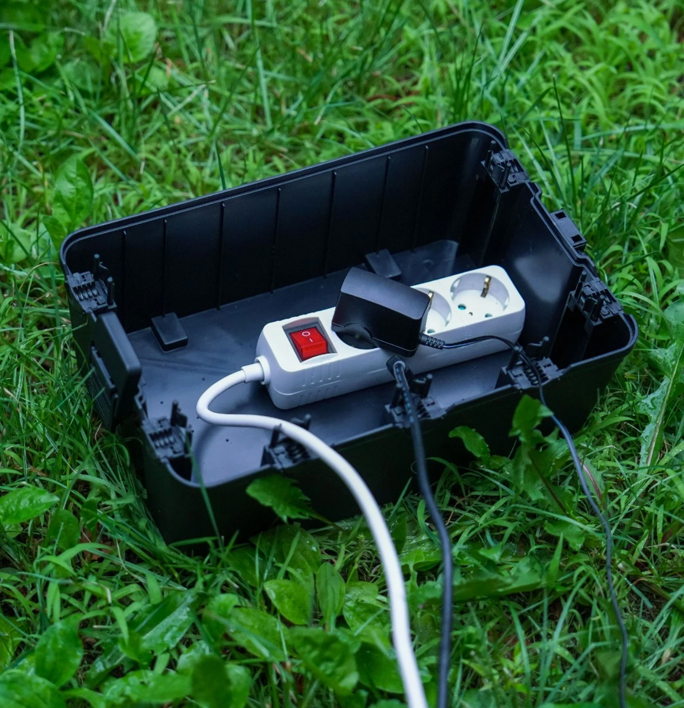 Cutie conexiuni, plastic dur, protectie la praf si stropi de apa, pentru prelungitoare, IP54, 32 x 21.5 x 13.2 cm