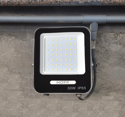 Proiector LED Hoff, 30 W, 3000 lm, lumina rece, 6500K, protectie la praf si umiditate IP65, 230V, 20.000 ore durata viata medie