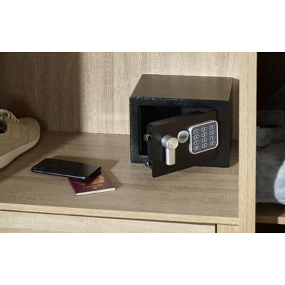 Seif Yale Value Safe, inchidere electronica cod, 2 chei urgenta, otel, negru, indicator LED, include Chit de ancorare, 4 x baterii AA, 23 x 17 x 17 cm, 2.3 kg, usor de ascuns, pentru bani, documente