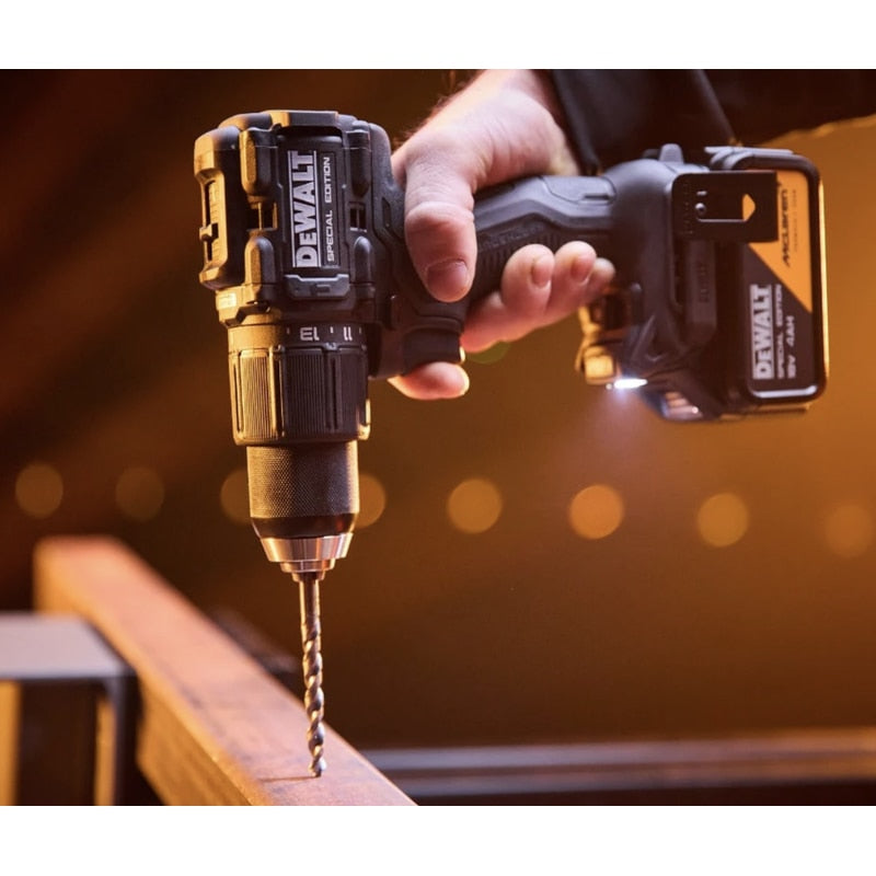 Masina de gaurit si insurubat, cu percutie, cu 2 acumulatori, 18 V, 4 Ah, DeWalt McLaren, profesionala, 2000 rpm, mandrina rapida, motor fara perii, mandrina 13 mm, 55 mm lemn si 13 mm in metal