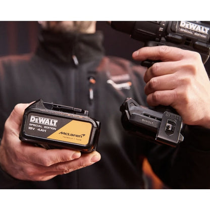 Masina de gaurit si insurubat, cu percutie, cu 2 acumulatori, 18 V, 4 Ah, DeWalt McLaren, profesionala, 2000 rpm, mandrina rapida, motor fara perii, mandrina 13 mm, 55 mm lemn si 13 mm in metal