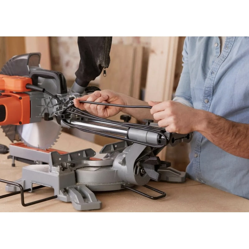 Fierastrau circular, stationar, pentru lemn, Black Decker, 1600 W, Diametrul panzei 216 mm, 5000 rot / min, Diametru alezaj 30 mm, 230 V, usor de utilizat, 48 de dinti, cablu 2m, taiere rapida