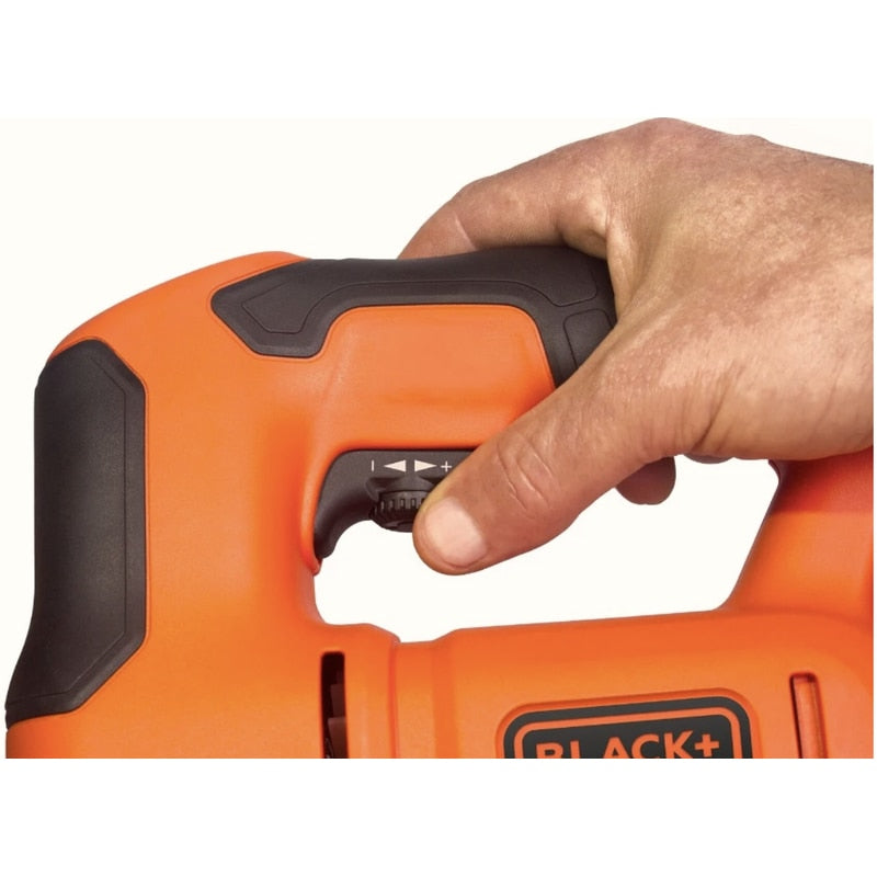 Fierastrau electric vertical, pendular, Black Decker, 400 W, taiere lemn, metal, plastic, include panza, prindere fara cheie, 3000 curse / min, 1.6 kg, 89 dB, 220V