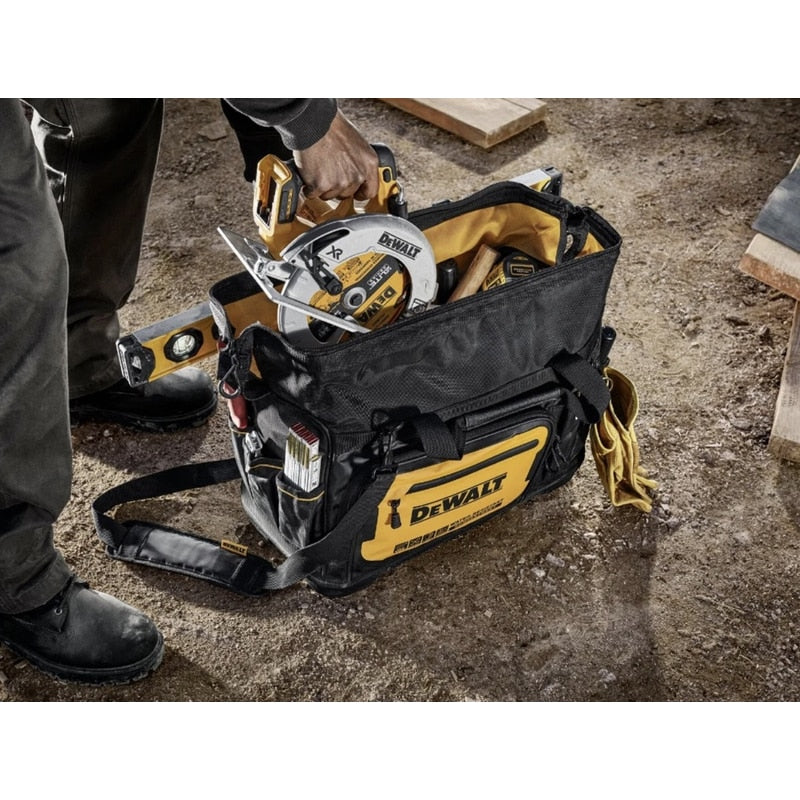 Geanta pentru scule, din material textil, DeWalt, 33 spatii depozitare, profesional 508 x 290 x 310 mm, 2.3 kg, include curea umar si manere, material textil premium, pentru santiere, ateliere