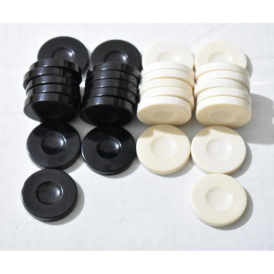 Set complet 30 piese, 2 zaruri mici, pentru table si dame, inlocuirea sau completarea jocurilor de backgammon si checkers, negru alb, durabilitate indelungata, din plastic, brand NETERRA