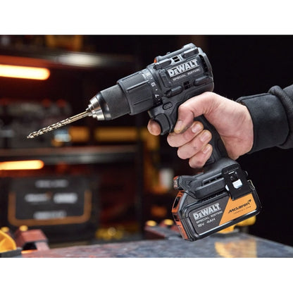 Masina de gaurit si insurubat, cu percutie, cu 2 acumulatori, 18 V, 4 Ah, DeWalt McLaren, profesionala, 2000 rpm, mandrina rapida, motor fara perii, mandrina 13 mm, 55 mm lemn si 13 mm in metal