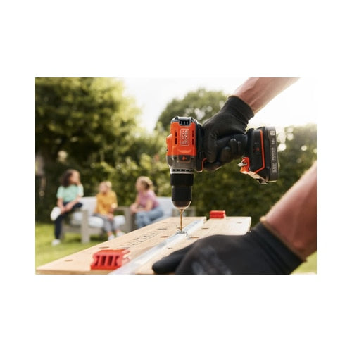 Masina de gaurit si insurubat cu percutie Black Decker, 18 V, 2 Ah, mandrina rapida, cu valiza