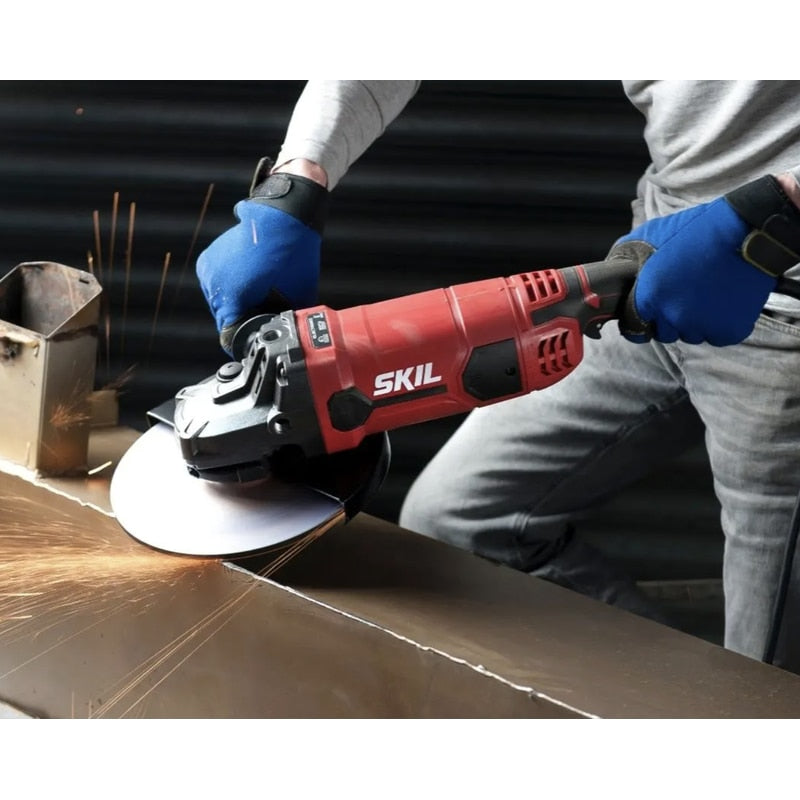 Polizor unghiular Skil, 2200 W, 6600 rpm, Diametru disc 230 mm, taiere, polizare si indepartare a ruginii, 56.8 cm lungime, Sistem de blocare, Aparatoare, Filet arbore: M14, 230 V, set de flanse