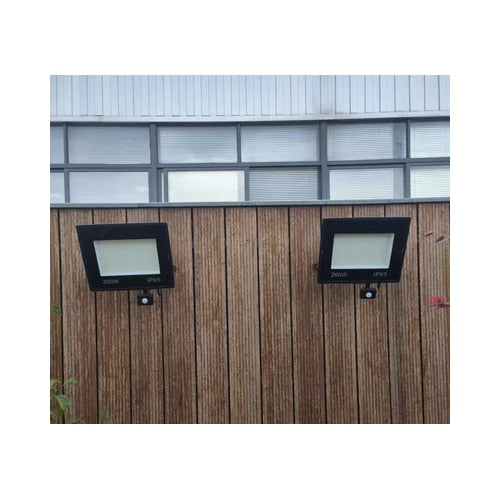 Proiector LED cu senzor de miscare Hoff, 10 W, 1300 lm, lumina rece, IP65, 6500K, 220V, 20.000 ore autonomie, distanta lumina pana la 15 metri