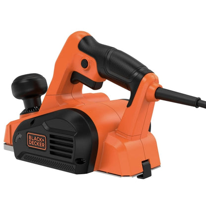 Rindea electrica, Black Decker, 710 W, 82 mm, 16500 rpm, include adaptor pentru aspirator si sac colector pentru praf, usor si confortabila, latimea rindelei 8.2 cm, cu cablu, 220V, 2.4 kg, 101dB
