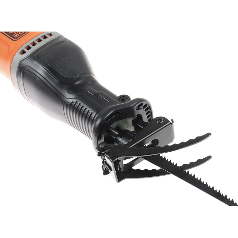 Fierastrau sabie, Black Decker, 750 W, pentru taieri in metal, plastic sau lemn, eficienta sporita a taierii, maner cauciucat, cursa de 20 mm, otel 10 cm, lemn 30 cm, 2800 curse / min, 230V, 2.2 kg