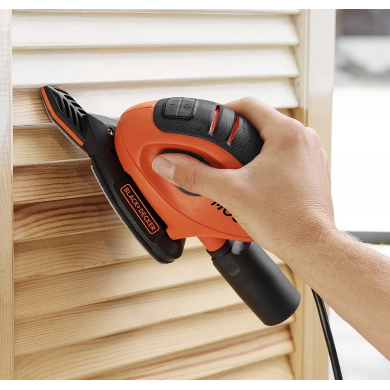 Slefuitor multifunctional, cu vibratii, locuri greu de accesat, Black Decker, 54 W, include 15 accesorii slefuire, adaptor pentru aspirator, geanta pentru accesorii, 800 g, 230V, conector anti praf