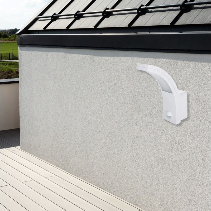 Aplica exterior LED cu senzor Hepol, 10 W, 750 lm, IP 54, lumina neutra, 4000 K, alb, modern, 220V, 25.000 ore media de viata